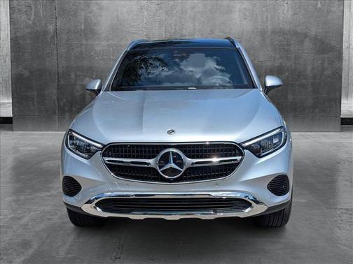 2025 Mercedes-Benz GLC 300 4MATIC
