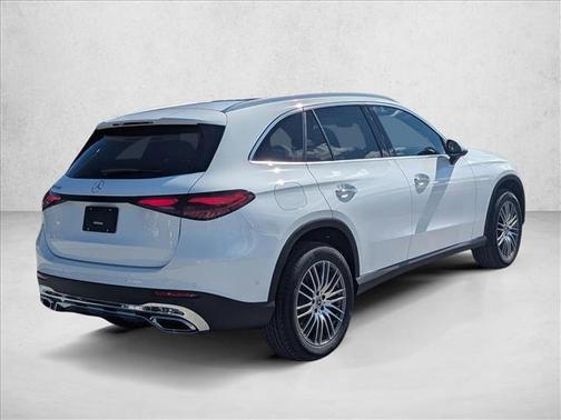 2026 Mercedes-Benz GLC 300 Base