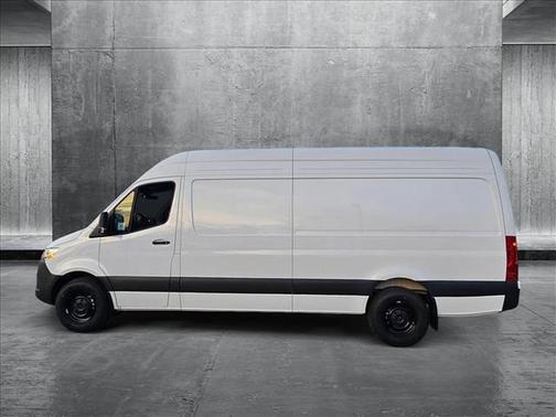 2025 Mercedes-Benz Sprinter 2500 High Roof