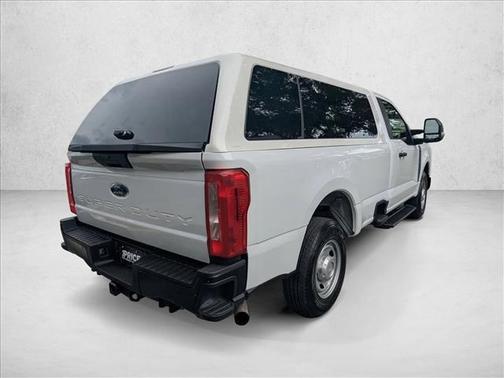 Oxford White 2024 Ford F-250 XL