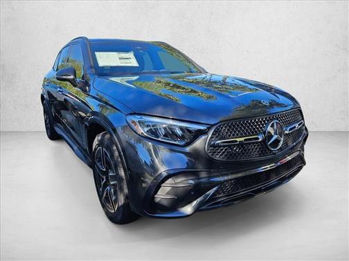 2026 Mercedes-Benz GLC 300 4MATIC