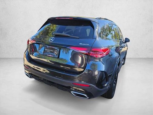 2026 Mercedes-Benz GLC 300 4MATIC