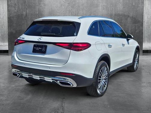 2025 Mercedes-Benz GLC 300 Base