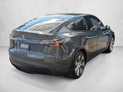 2021 Tesla Model Y Standard Range Rear-Wheel Drive