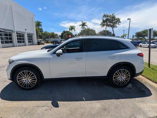 2024 Mercedes-Benz GLC 300 Base