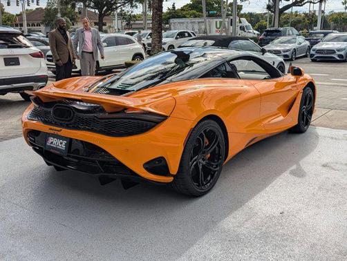 2025 McLaren 750S Coupe