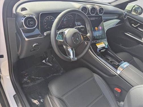 Polar White 2026 Mercedes-Benz GLC 300 4MATIC