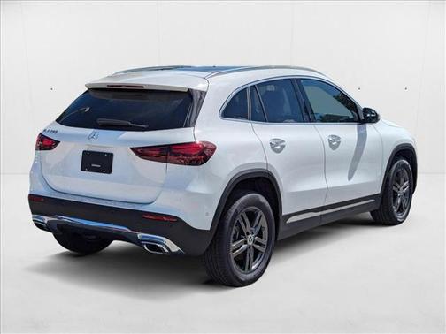 2025 Mercedes-Benz GLA 250 Base