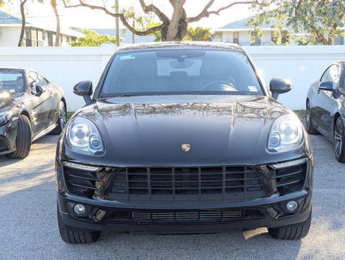 2018 Porsche Macan AWD