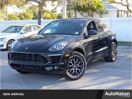 2018 Porsche Macan AWD