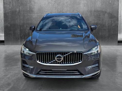 2022 Volvo XC60 Recharge Plug-In Hybrid T8 Inscription