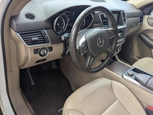 Polar White 2015 Mercedes-Benz M-Class 4MATIC