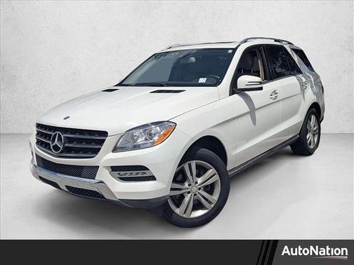 Polar White 2015 Mercedes-Benz M-Class 4MATIC