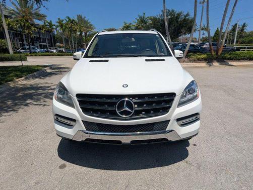Polar White 2015 Mercedes-Benz M-Class 4MATIC