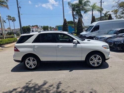 Polar White 2015 Mercedes-Benz M-Class 4MATIC