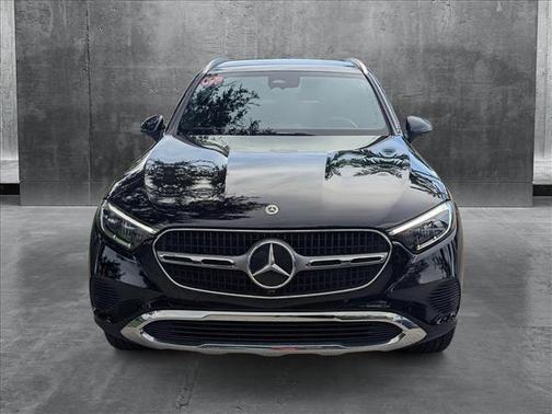 2025 Mercedes-Benz GLC 300 Base