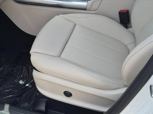 Polar White 2026 Mercedes-Benz GLA 250 4MATIC