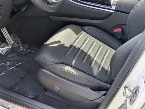 2026 Mercedes-Benz GLC 300 Base