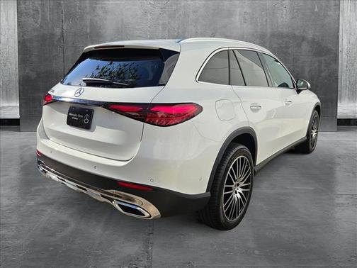 2025 Mercedes-Benz GLC 300 Base