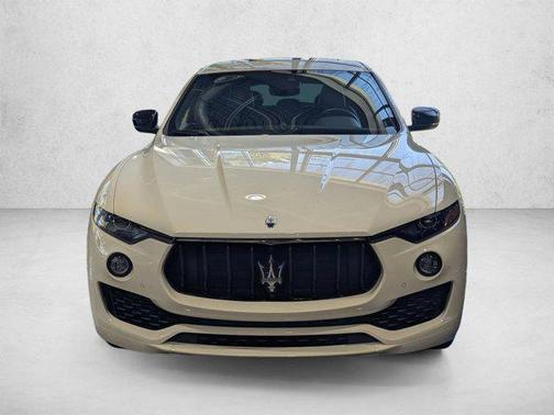 Bianco 2024 Maserati Levante GT Ultima