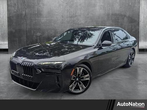 2023 BMW 740 i