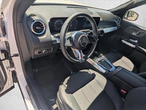 Polar White 2026 Mercedes-Benz GLB 250 Base