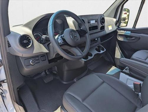 2025 Mercedes-Benz Sprinter 2500 High Roof