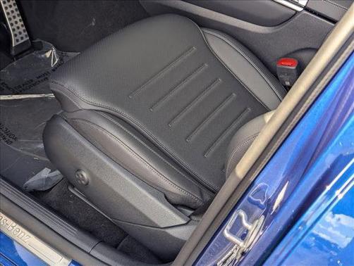 Starling Blue Metallic 2026 Mercedes-Benz GLC 300 Base