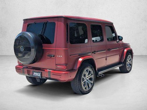 MANUFAKTUR Exclusive Cardinal Red Magno 2026 Mercedes-Benz AMG G 63 AMG G 63