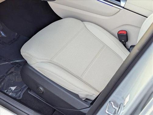 2026 Mercedes-Benz GLC 300 Base