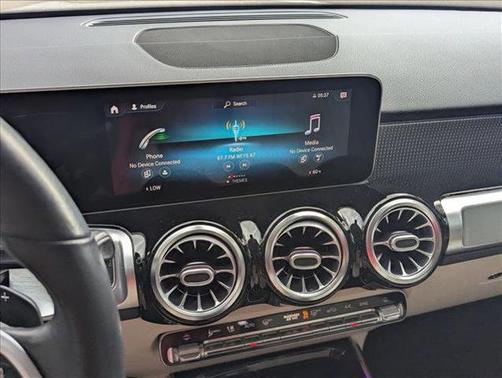 Polar White 2021 Mercedes-Benz GLB 250 Base