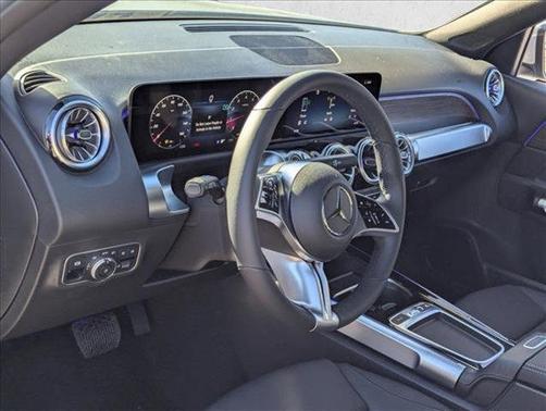 Cirrus Silver Metallic 2026 Mercedes-Benz GLB 250 Base