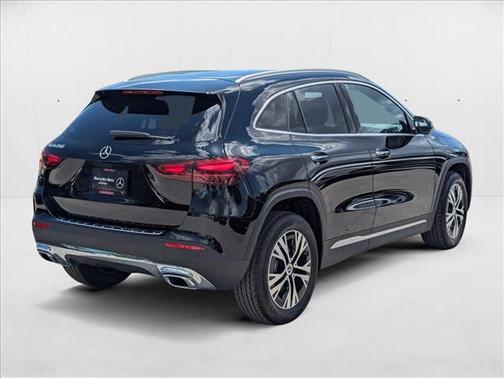 2025 Mercedes-Benz GLA 250 Base