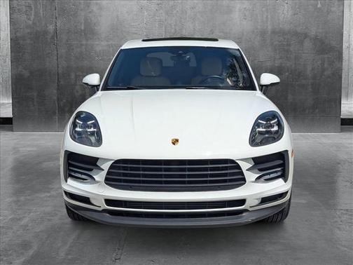 2021 Porsche Macan Base
