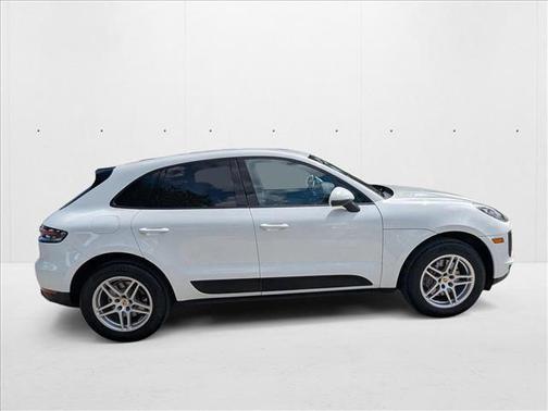 2021 Porsche Macan AWD