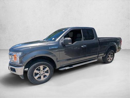 Magnetic Metallic 2018 Ford F-150 XLT