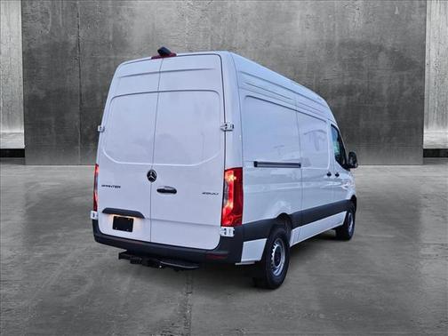 2025 Mercedes-Benz Sprinter 2500 Standard Roof
