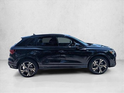 Mythos Black Metallic 2024 Audi Q3 45 S line Premium Plus