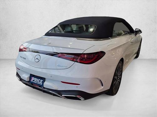 MANUFAKTUR Moonlight White Metallic 2026 Mercedes-Benz CLE 450 4MATIC