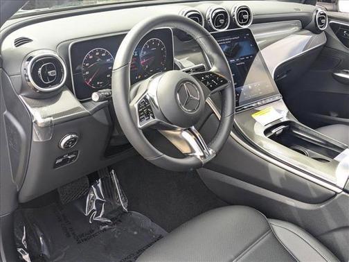 2025 Mercedes-Benz GLC 300 Base