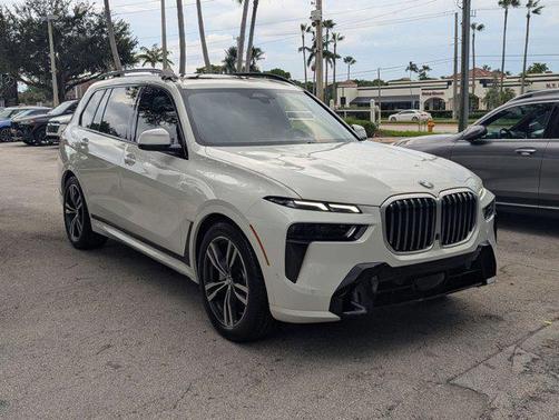 2024 BMW X7 xDrive40i