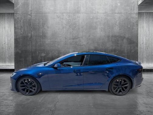 2023 Tesla Model S Plaid