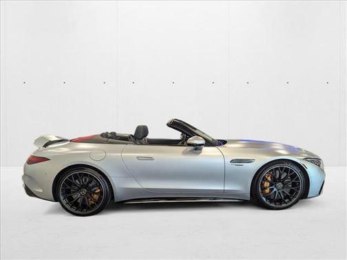 2025 Mercedes-Benz AMG SL 63 Base