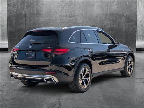 2025 Mercedes-Benz GLC 350e Base