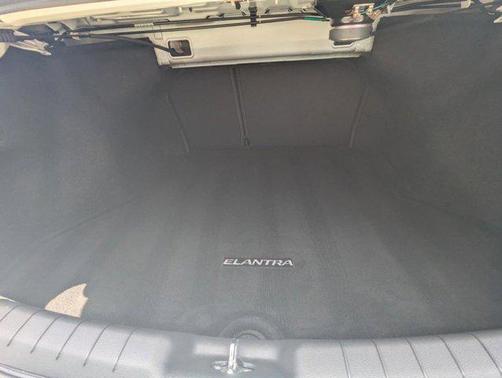 Quartz White Pearl 2019 Hyundai ELANTRA Limited