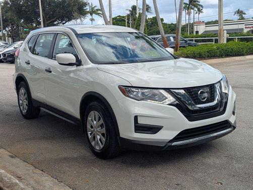 2017 Nissan Rogue S