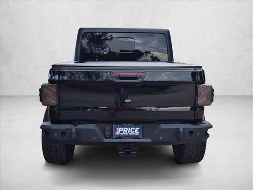 Black Clearcoat 2023 Jeep Gladiator Rubicon