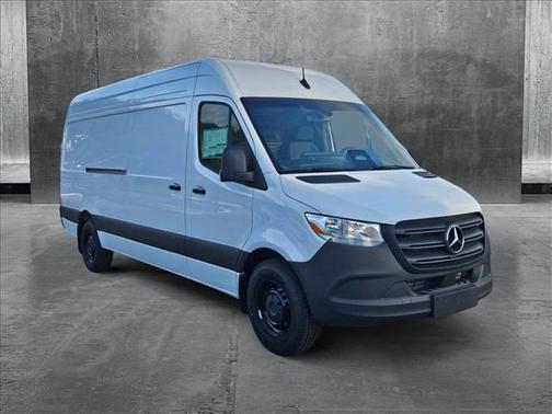 2025 Mercedes-Benz Sprinter 2500 High Roof