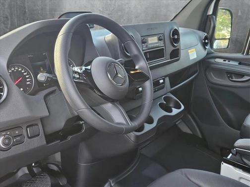 2025 Mercedes-Benz Sprinter 2500 High Roof
