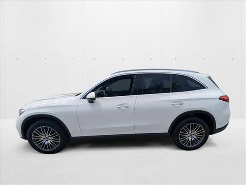 2026 Mercedes-Benz GLC 300 Base